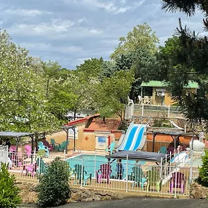 Camping Camping Les Roches, Le Crestet