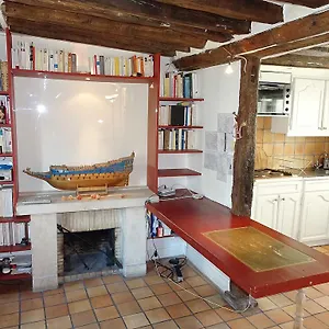 Vertus Apartment Paris